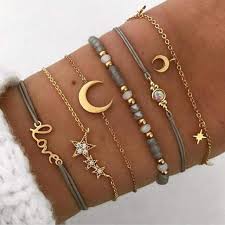 Handcess Boho Schichtarmband-Set mit Kristallen und Mond